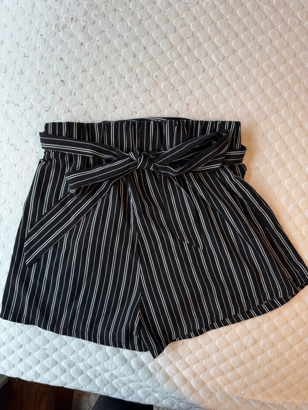 High-Waist Striped Paperbag Shorts with Tie - Black/White